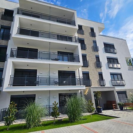 Harmonia Riva Apartman B11 Dunajska Streda Ngoại thất bức ảnh